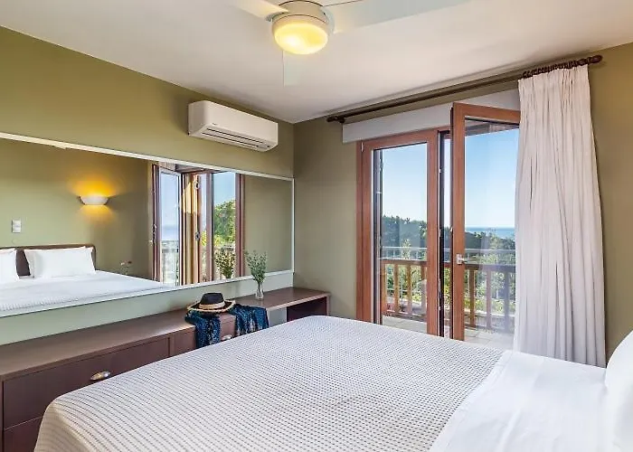 Agios Nikitas Resort Villas *
